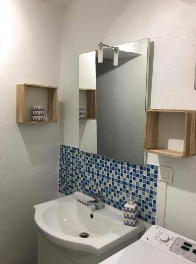 Cosy Apartment In The Center Of La Flotte Ngoại thất bức ảnh